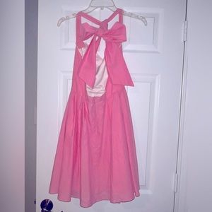 Lauren James pink sweetheart dress with bow in the back. Size medium.